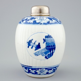 A Chinese blue and white tea caddy with silver cover, Kangxi